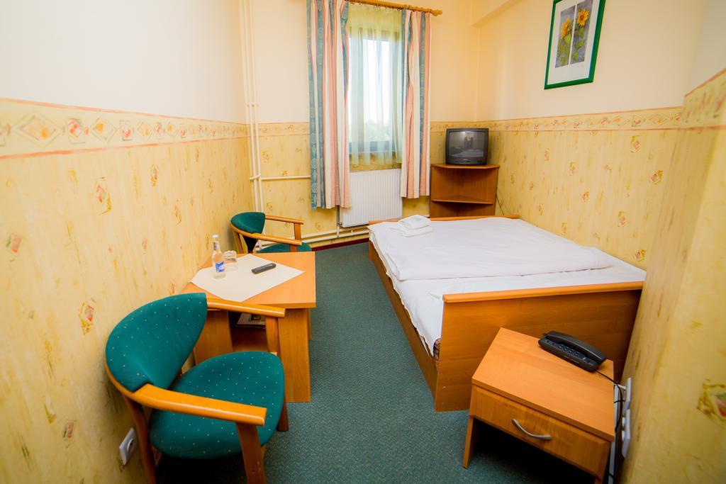 Zajazd Polonez Rzeszów Quarto foto